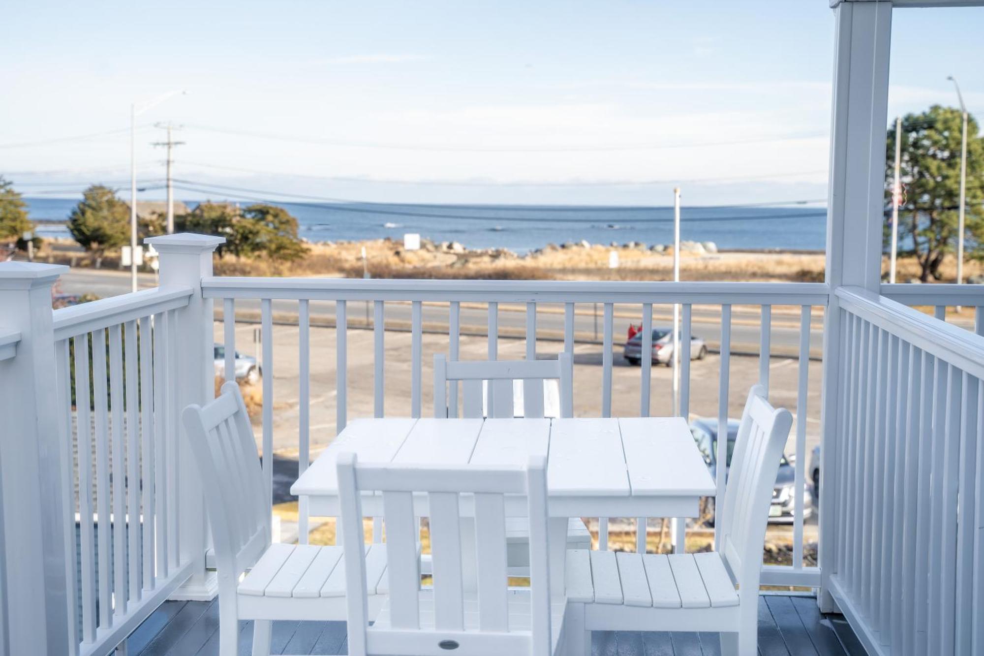 935 Ocean, A Beachside Inn Hampton Exterior foto